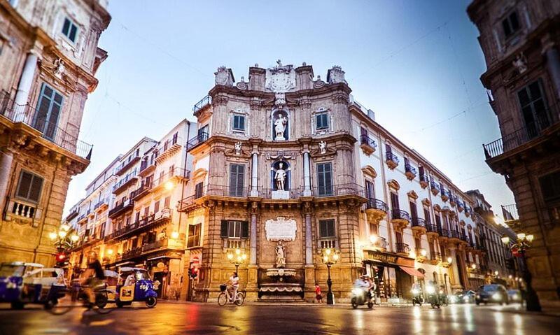Friends' Home-downtown Nearby Casa de férias Palermo